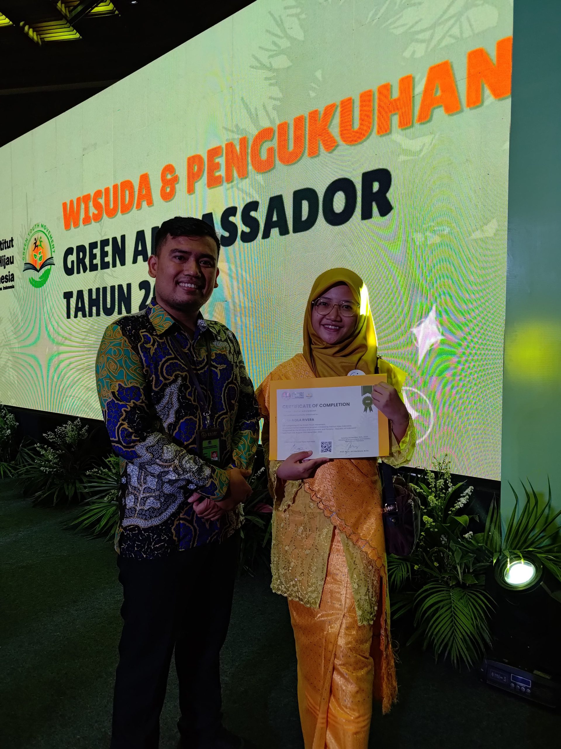 WISUDA GREEN AMBASADOR OLEH MENTERI KLHK DI SENTUL ECO EDU TOURISM FOREST