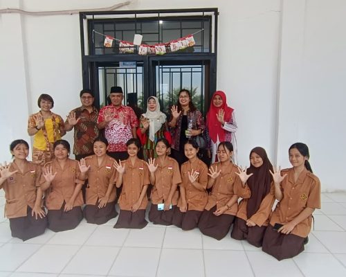MONITORING EVALUASI PELAKSANAAN AFIRMASI PENDIDIKAN MENENGAH (ADEM) OLEH KABID PEMBINAAN SMA DINAS PENDIDIKAN PROVINSI SUMATERA UTARA
